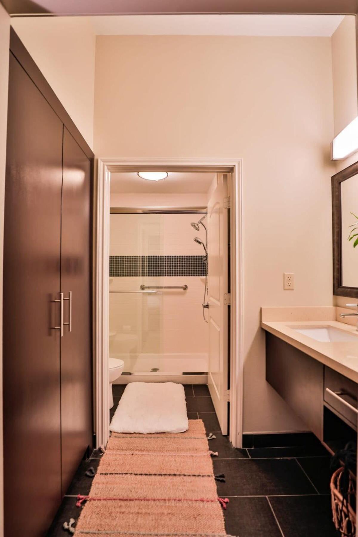 Appartement Free Parking Free Wifi With Kitchen Washer Dryer Relux Studio Group 2 à Houston Extérieur photo